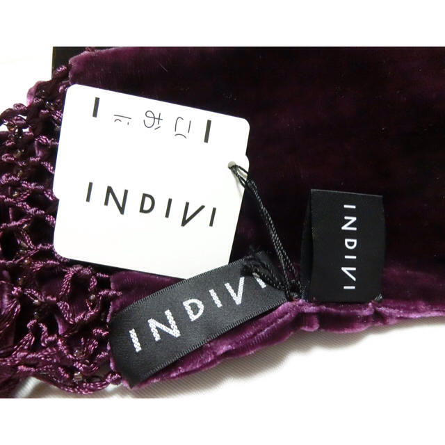 INDIVI(インディヴィ)のINDIVIインディヴィ　濃いパープルでSILKベロアのストール レディースのファッション小物(ストール/パシュミナ)の商品写真