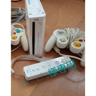 ニンテンドウ(任天堂)のWii本体と桃太郎電鉄とリズム天国のセットで！(家庭用ゲーム機本体)