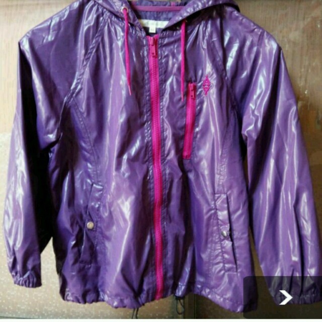 gaminerie(ギャミヌリィ)のギャミヌリィ　アウター　ピンク×紫　ジャンパー レディースのジャケット/アウター(ブルゾン)の商品写真