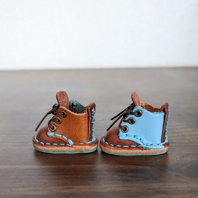 ミニチュア バイカラー ブーツ 靴 ミディブライス オビツ11 革 ハンドメイド ハンドメイドのおもちゃ(ミニチュア)の商品写真