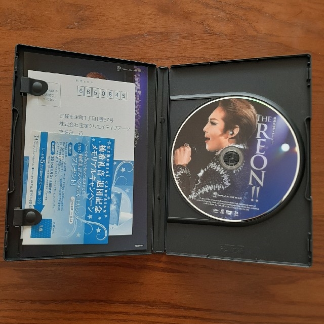 柚希礼音DVDディナーショー THE REON!!」 エンタメ/ホビーのDVD/ブルーレイ(舞台/ミュージカル)の商品写真