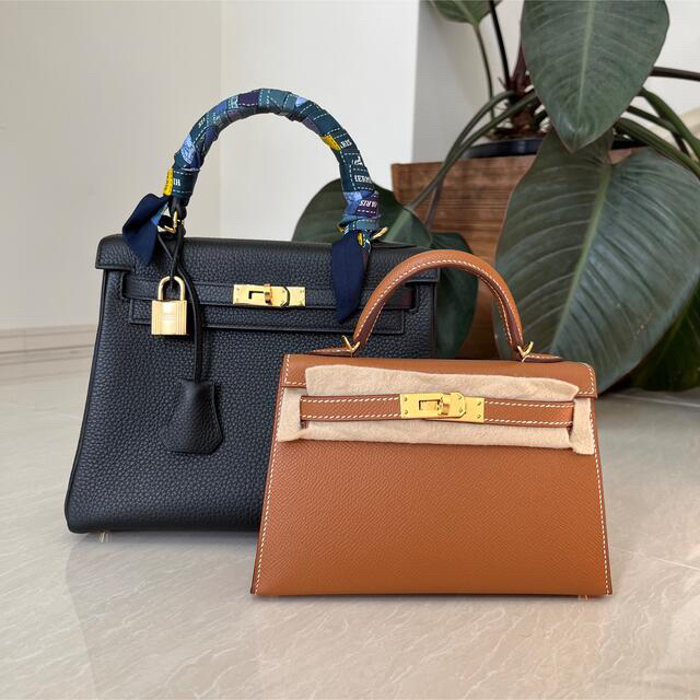 Hermes(エルメス)のいちごさん専用出品HERMES ケリー2  (ミニケリー)未使用♡ レディースのバッグ(ハンドバッグ)の商品写真