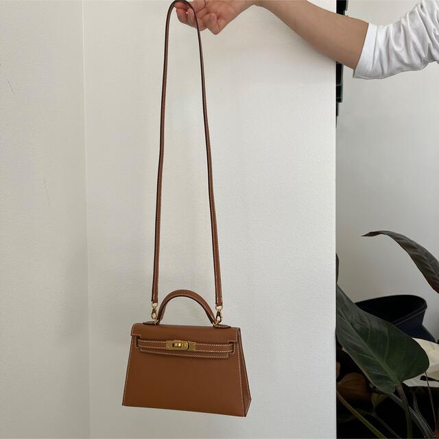 Hermes(エルメス)のいちごさん専用出品HERMES ケリー2  (ミニケリー)未使用♡ レディースのバッグ(ハンドバッグ)の商品写真