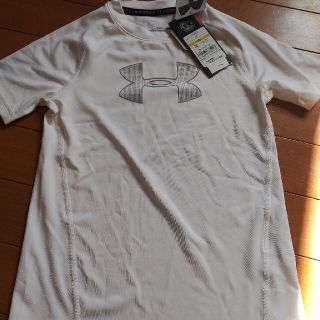 アンダーアーマー(UNDER ARMOUR)の新品　アンダーアーマー(Tシャツ/カットソー)