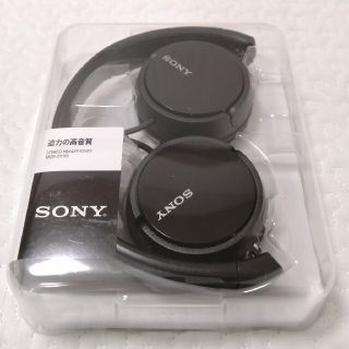 ソニー(SONY)の新品　未使用　即買い可　SONY MDR-ZX110(B)(ヘッドフォン/イヤフォン)