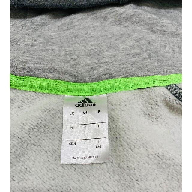 adidas(アディダス)の値下げ中！Adidas 　上下スウェット　130cm キッズ/ベビー/マタニティのキッズ服男の子用(90cm~)(その他)の商品写真