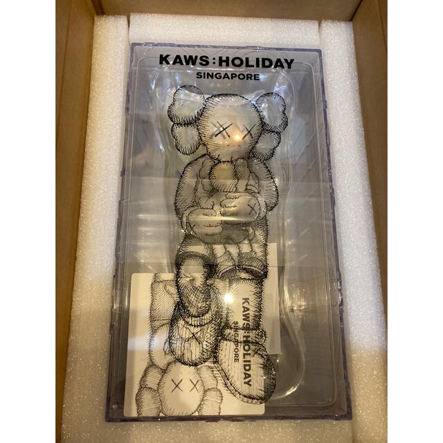 KAWS HOLIDAY SINGAPORE ⭐︎新品、未使用⭐︎ エンタメ/ホビーのフィギュア(その他)の商品写真