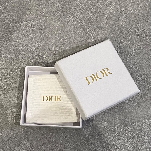 DIOR ピアス　片耳　CD NAVY スタッズ