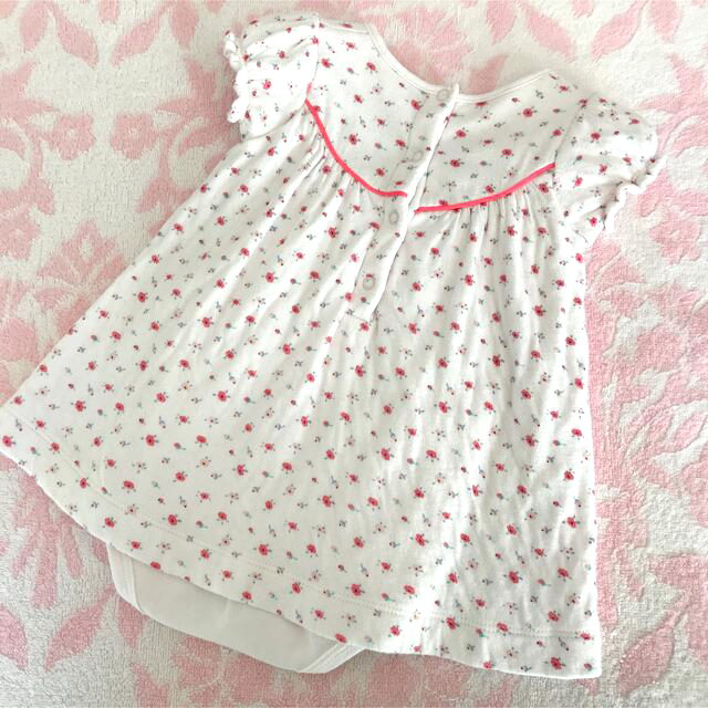 PETIT BATEAU *:ஐ着画ஐ:* プチバトー୨୧ 小花柄 ボディ付き ワンピース 6m 67cmの通販 by ショコラ♡|プチバトー ならラクマ プチバトー ミラレ ボディー付き ワンピース