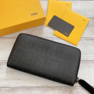 フェンディ(FENDI)の【美品】希少 FENDI フェンディ ズッカ メンズ 長財布 革財布 ブラック(長財布)