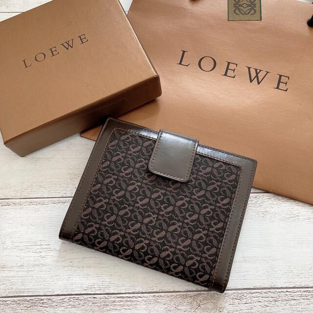 音声合成の時代が 【極美品】LOEWE ロエベ アナグラム 総柄 折り財布
