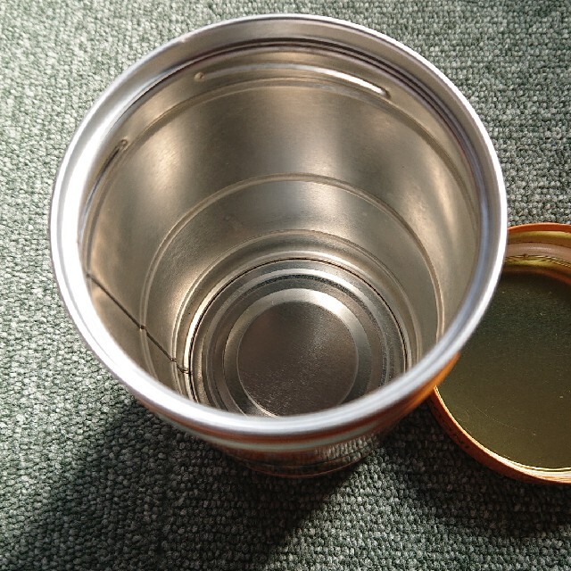 空き缶  コーヒー缶 インテリア/住まい/日用品のインテリア小物(小物入れ)の商品写真