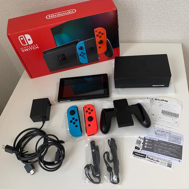 Nintendo Switch(ニンテンドースイッチ)のNintendo Switch 任天堂スイッチ ネオン バッテリー長持ちタイプ エンタメ/ホビーのゲームソフト/ゲーム機本体(家庭用ゲーム機本体)の商品写真