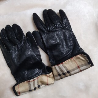 バーバリー(BURBERRY)のBURBERRY　バーバリー　手袋　アームカバー　黒　革製　ノバチェック(手袋)