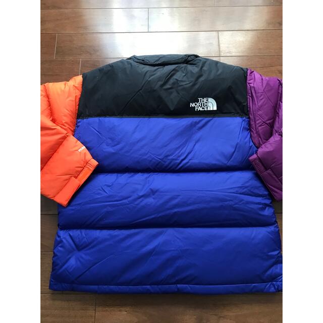 THE NORTH FACE(ザノースフェイス)のMサイズ THE NORTH FACE '96 RETRO NUPTSE JKT メンズのジャケット/アウター(ダウンジャケット)の商品写真