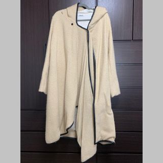 最安値希少fumika uchida フミカウチダ  ケープ　コート(その他)