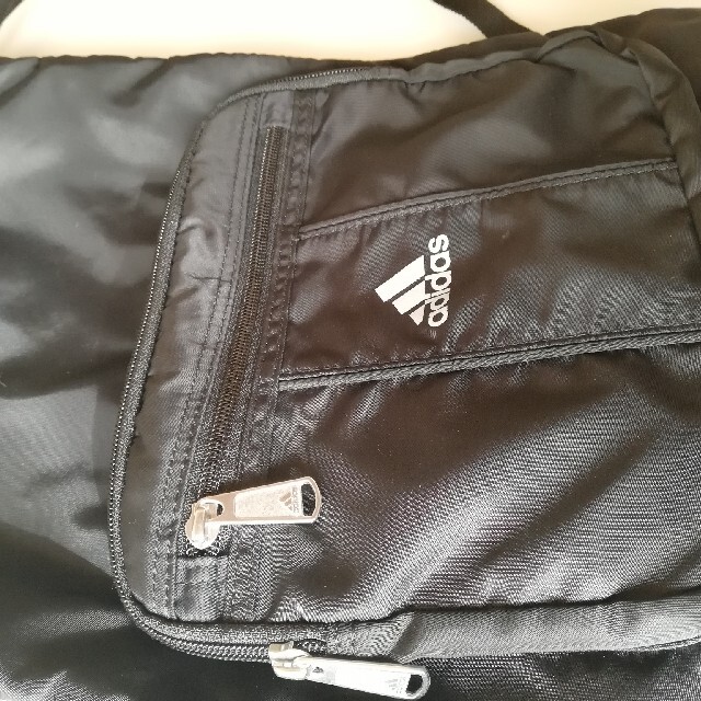 adidas(アディダス)のアディダス　リュック メンズのバッグ(バッグパック/リュック)の商品写真
