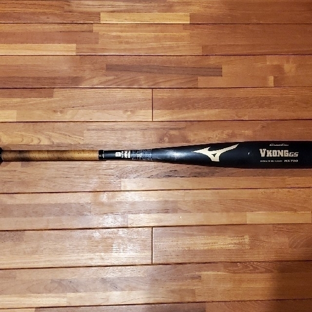 MIZUNO(ミズノ)のミズノ 中学硬式バット VコングGS (USED) スポーツ/アウトドアの野球(バット)の商品写真