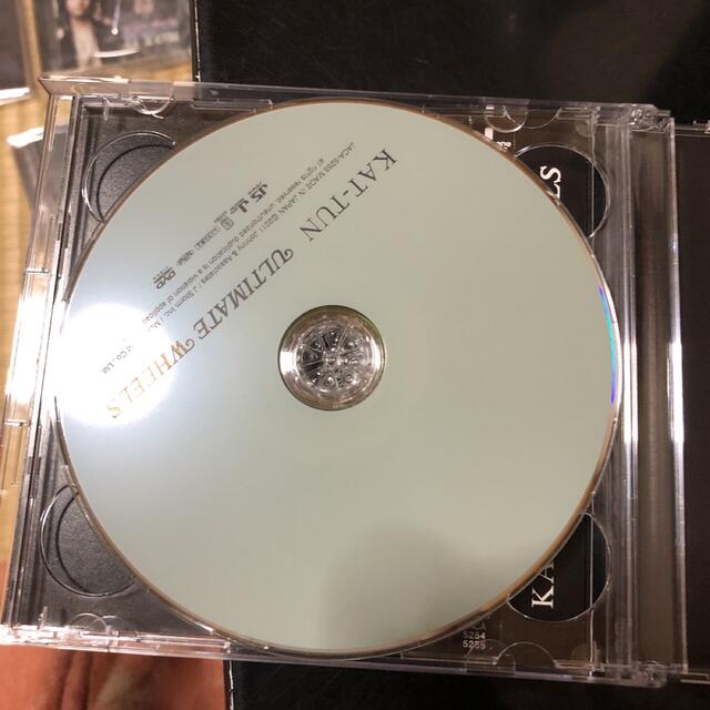 KAT-TUN(カトゥーン)のULTIMATE WHEELS エンタメ/ホビーのCD(ポップス/ロック(邦楽))の商品写真