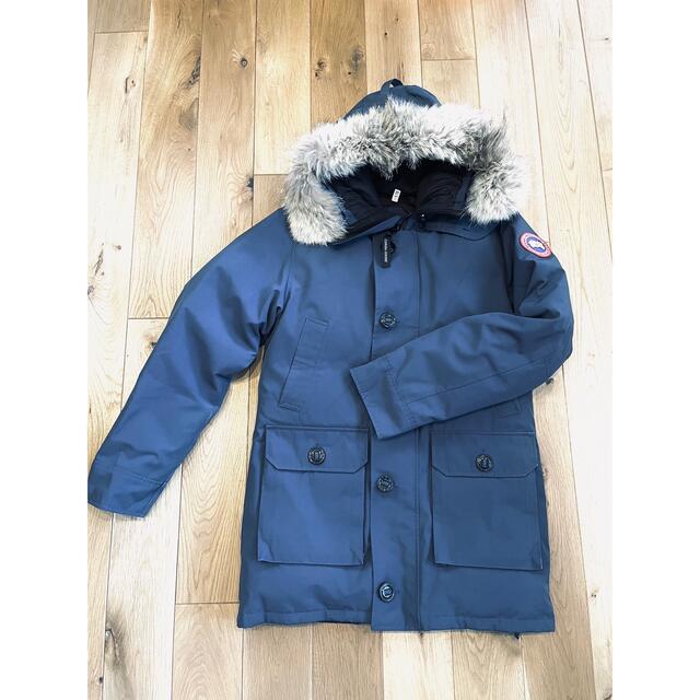 CANADA GOOSE(カナダグース)のカナダグース　ネイビーＭ メンズのジャケット/アウター(ダウンジャケット)の商品写真