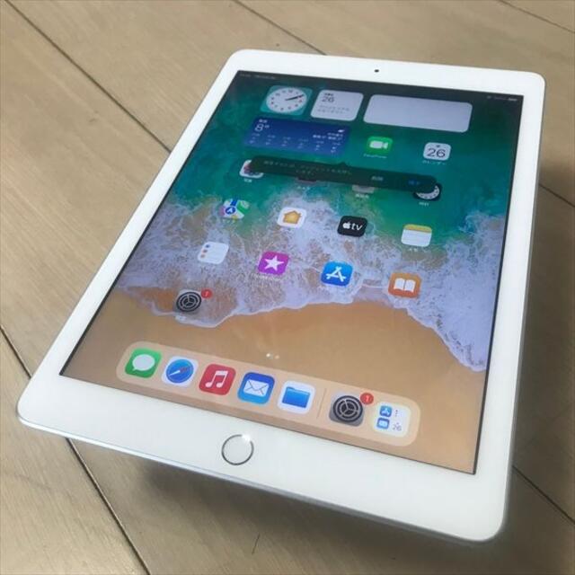 30日まで iPad 第5世代 WiFi 32GB シルバー 9.7インチ(10