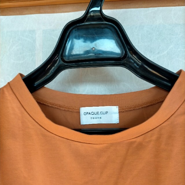 OPAQUE.CLIP(オペークドットクリップ)のオペークドットクリップ　オレンジトップス レディースのトップス(カットソー(半袖/袖なし))の商品写真