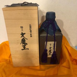 芋焼酎　大魔王　特上　原酒　36度　600ml（陶器壺入り桐箱付き）(焼酎)