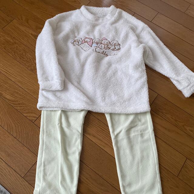 UNIQLO(ユニクロ)のユニクロ フリースパジャマ  130センチ キッズ/ベビー/マタニティのキッズ服女の子用(90cm~)(パジャマ)の商品写真