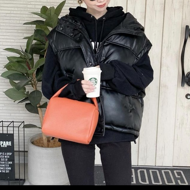 ZARA - ZARA フェイクレザーパフベストの通販 by jewel's shop|ザラ