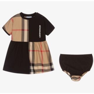 バーバリー(BURBERRY)のかなで様専用　クーポン迄お取置き　キッズ　チェックコットンドレス(ロンパース)