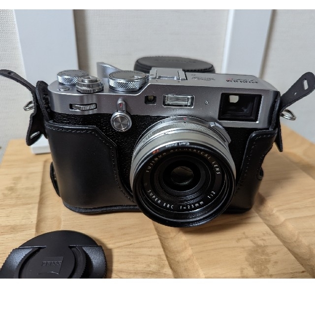 フジフィルムX100F　極上品