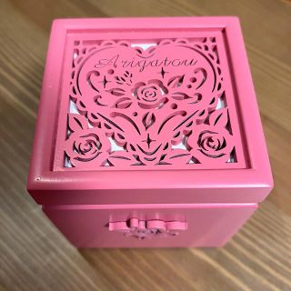 しずつ❈ イマン imane ダイアナローズの限定木製オルゴール 宝石箱の