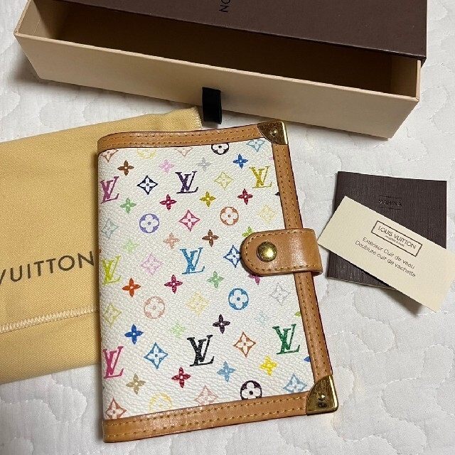 LOUIS VUITTON 手帳