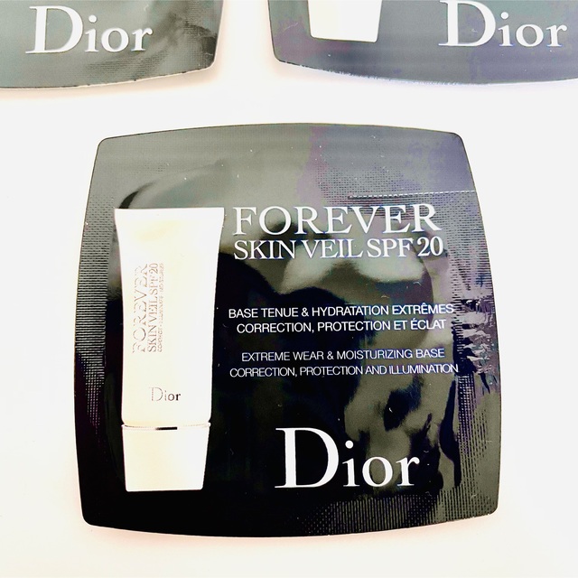 Dior(ディオール)の《下地》ディオールスキン フォーエヴァー スキン ヴェール 001《5包》 コスメ/美容のキット/セット(サンプル/トライアルキット)の商品写真