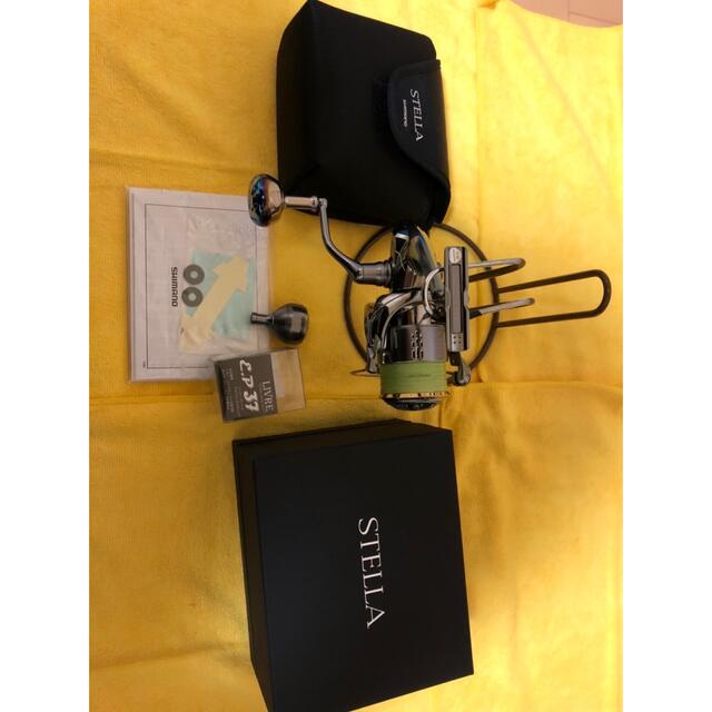 18ステラ C5000HG 使用2回 (超美品) commune-nouaceur.ma