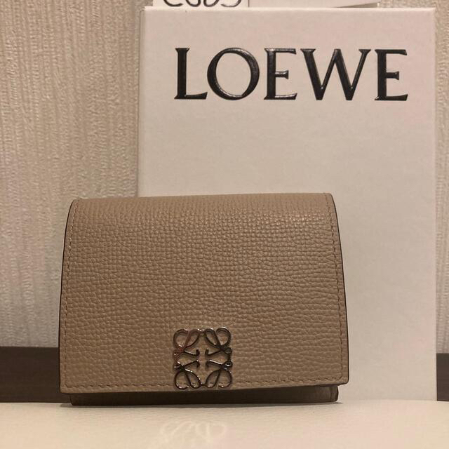 【美品正規品】大人気LOEWE アナグラム トライフォールド 6cc ウォレット