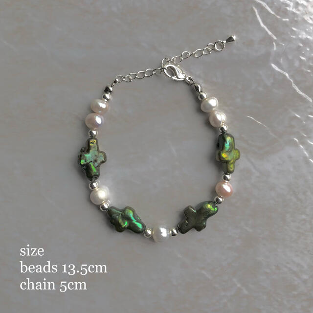 beads bracelet ハンドメイドのアクセサリー(ブレスレット/バングル)の商品写真