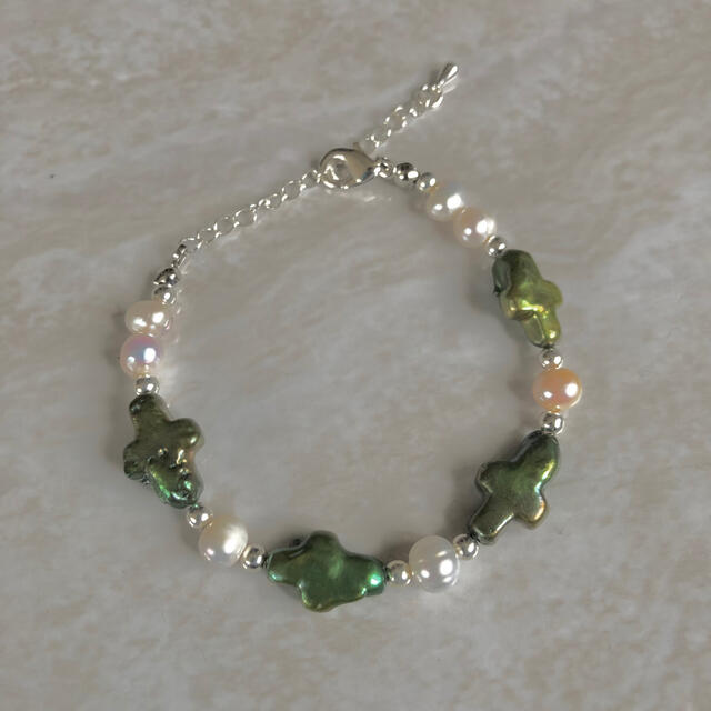beads bracelet ハンドメイドのアクセサリー(ブレスレット/バングル)の商品写真