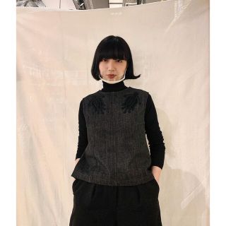 mame kurogouchi Embroidered Denim Top