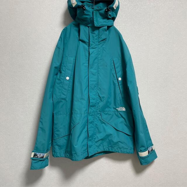 THE NORTH FACE(ザノースフェイス)の海外限定版 ノースフェイス マウンテンパーカー 水色 メンズ M 機能性抜群 メンズのジャケット/アウター(マウンテンパーカー)の商品写真