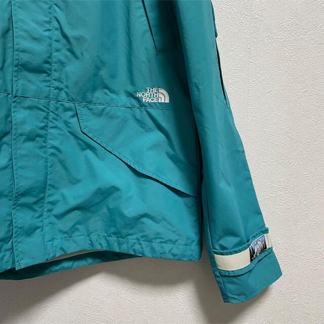 THE NORTH FACE(ザノースフェイス)の海外限定版 ノースフェイス マウンテンパーカー 水色 メンズ M 機能性抜群 メンズのジャケット/アウター(マウンテンパーカー)の商品写真