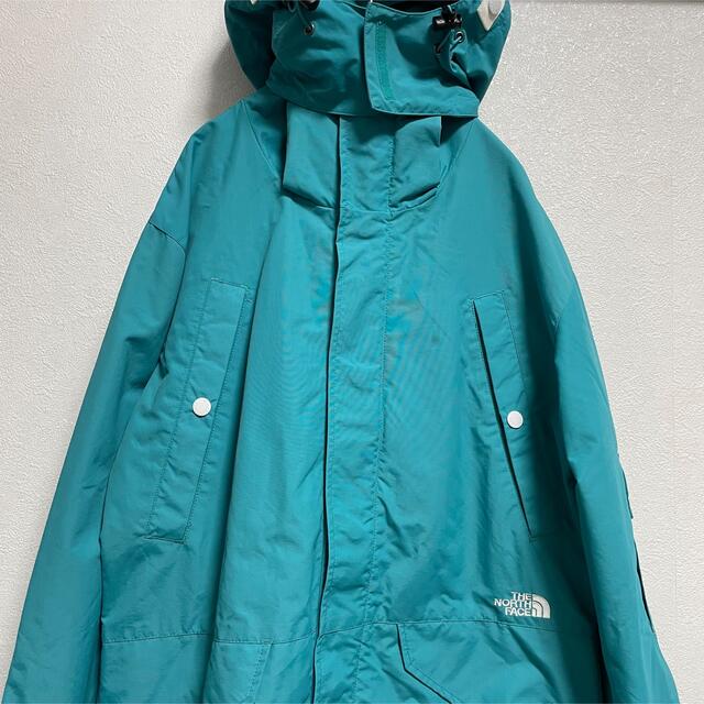 THE NORTH FACE(ザノースフェイス)の海外限定版 ノースフェイス マウンテンパーカー 水色 メンズ M 機能性抜群 メンズのジャケット/アウター(マウンテンパーカー)の商品写真