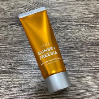 【ぴぴ様専用】JUL7ME SUNSET FREESIA ヘアトリートメント(トリートメント)