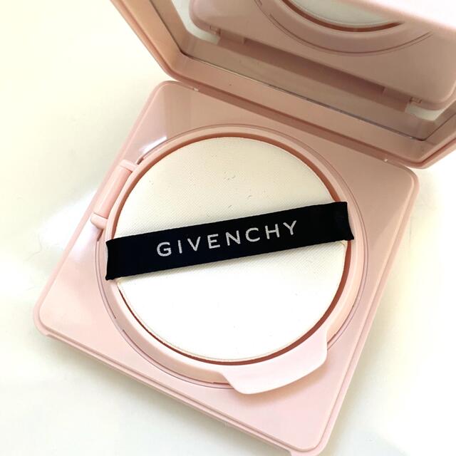 GIVENCHY(ジバンシィ)のジバンシィ ランタンポレル ブロッサム クリーム コンパクト コスメ/美容のベースメイク/化粧品(化粧下地)の商品写真