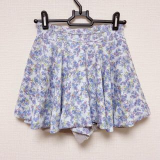 ココディール(COCO DEAL)のCOCODEAL 花柄 キュロット ショートパンツ(キュロット)