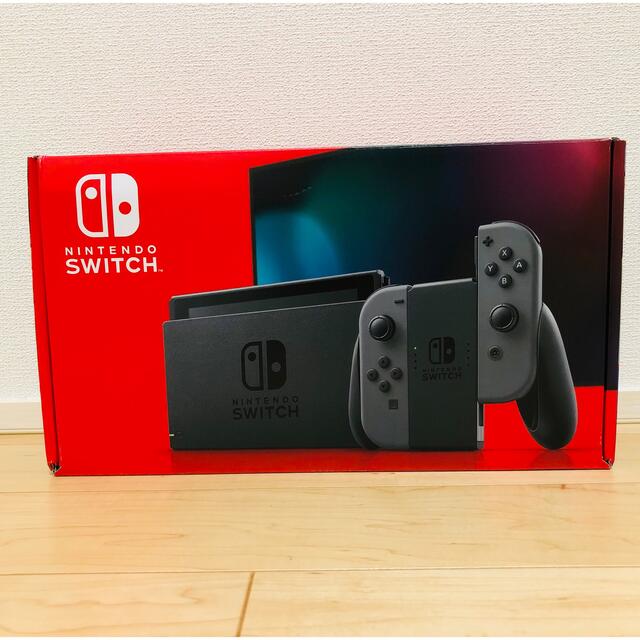 Nintendo Switch(ニンテンドースイッチ)のSwitch本体セット（グレー） エンタメ/ホビーのゲームソフト/ゲーム機本体(家庭用ゲーム機本体)の商品写真