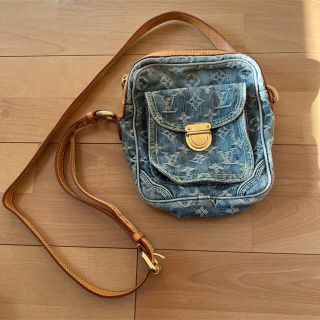 ルイヴィトン(LOUIS VUITTON)のLOUIS VUITTON ルイヴィトン デニム ショルダー バッグ　モノグラム(ショルダーバッグ)