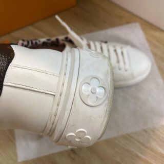LOUIS VUITTON - ルイヴィトン ワイルドアットハート タイム LOUIS VUITTON - ルイヴィトン ワイルドアットハート タイム