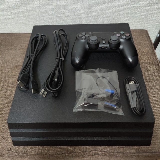 PlayStation 4 Pro 1TB (CUH-7200BB01) PS4