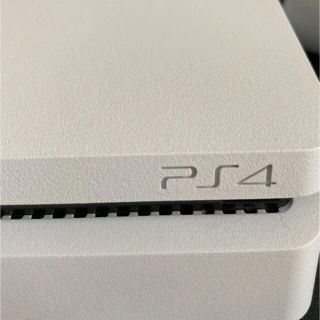 プレイステーション4(PlayStation4)のps4ホワイトCUH-2200A本体500GB  (家庭用ゲーム機本体)